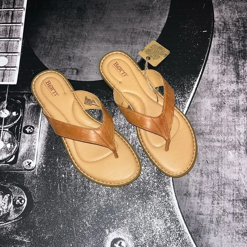 NWT Born Sandals - Picture 2 of 7